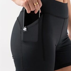 High-Performance Black Athletic Shorts for Women